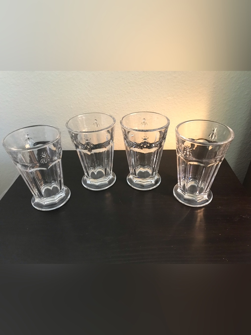 NEW Set of 4 Bee Glasses